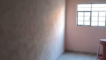 CASA EN VENTA  CON 9 CUARTOS INDEPENDIENTES PARA RENTAR .