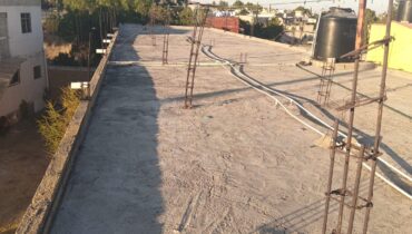 CASA EN VENTA  CON 9 CUARTOS INDEPENDIENTES PARA RENTAR .