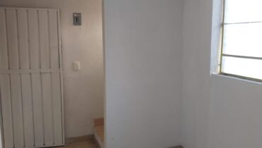 EDIFICIO EN VENTA ( HOSTAL) 10 CUARTOS , EL ROSARIOA C. IZCALLI