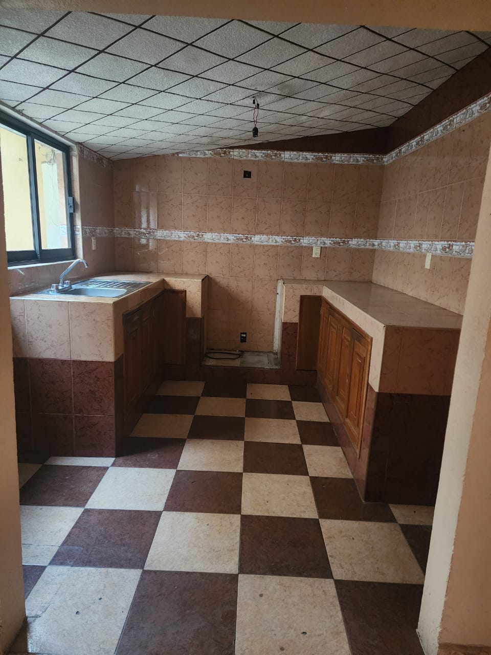 CASA EN VENTA EN LA COLONIA ATLANTA