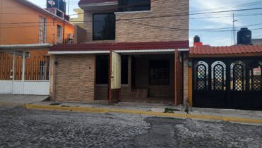 CASA EN VENTA EN LA COLONIA ATLANTA