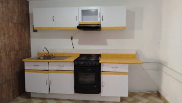 CASA EN VENTA  DENTRO DE PRIVADA EN  BELLAVISTA C. IZCALLI