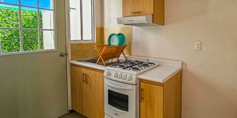 CASA EN VENTA, HUHUETOCA ,FRACC. CITARA, MODELO CAMELIA