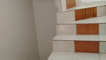 CASA EN VENTA  DENTRO DE PRIVADA EN  BELLAVISTA C. IZCALLI