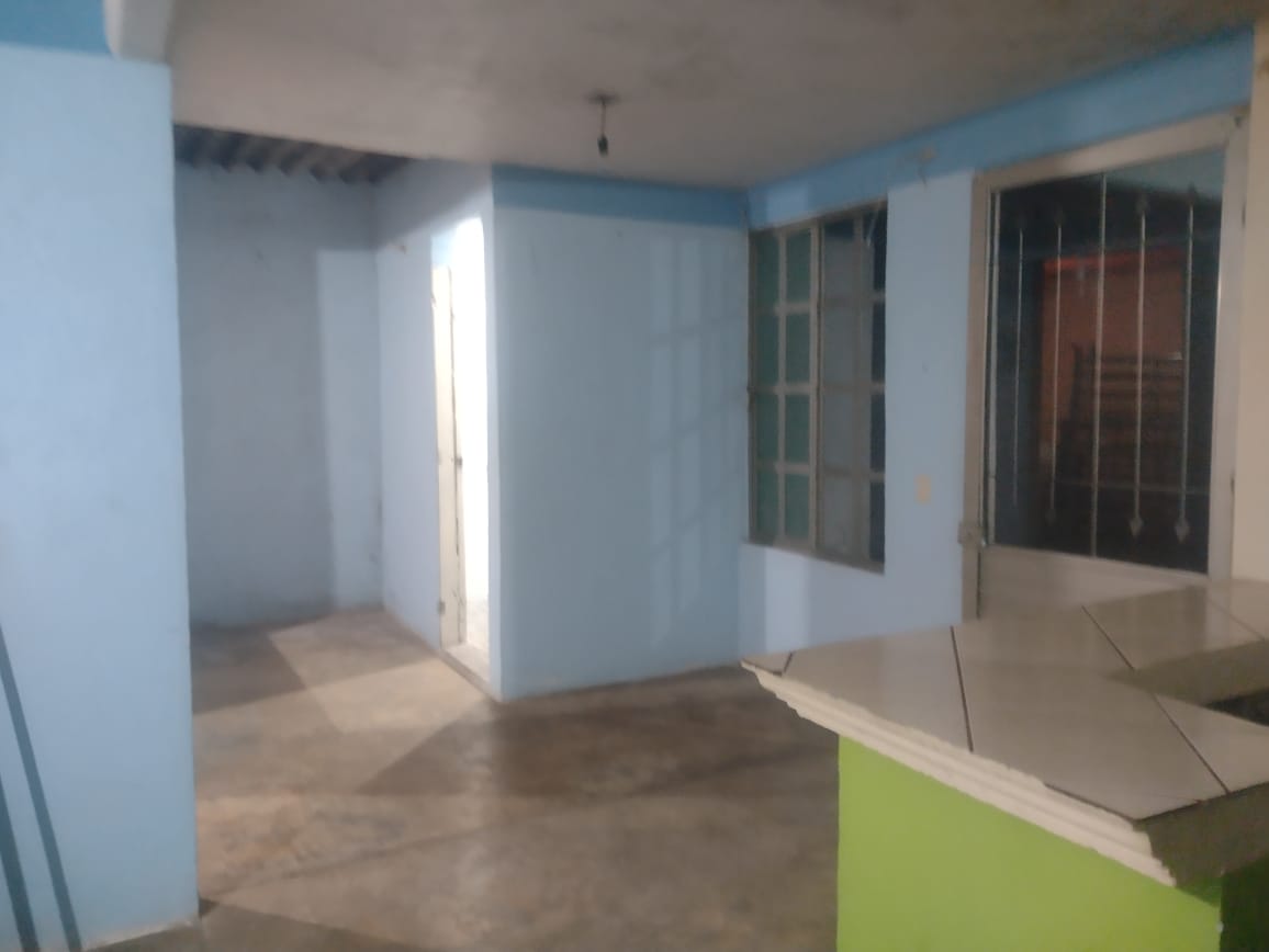 CASA EN VENTA EN TOLCAYUCA HIDALGO CON 2 LOCALES