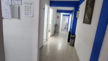 EDIFICIO COMERCIAL  SOBRE AVENIDA PRINCIPAL CENTRO URBANO C. IZCALLI.