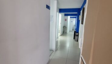 EDIFICIO COMERCIAL  SOBRE AVENIDA PRINCIPAL CENTRO URBANO C. IZCALLI.