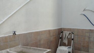 CASA EN VENTA  DENTRO DE PRIVADA EN  BELLAVISTA C. IZCALLI