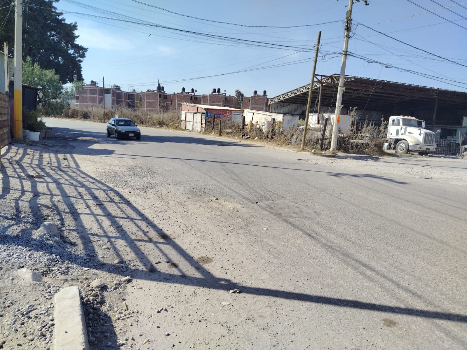TERRENO EN VENTA, 13,000m² SOBRE AVENIDA PRINCIPAL EN EL ROSARIO C. IZCALLI