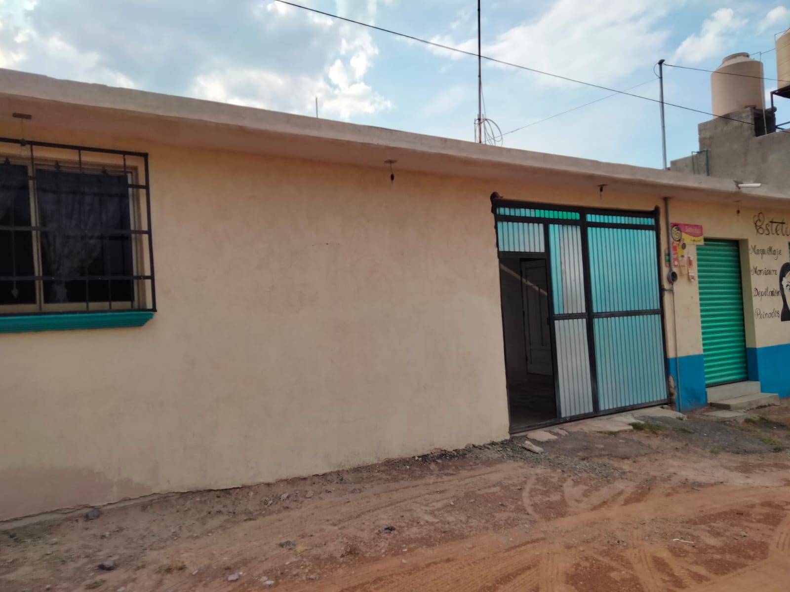 CASA EN VENTA EN TOLCAYUCA HIDALGO CON 2 LOCALES