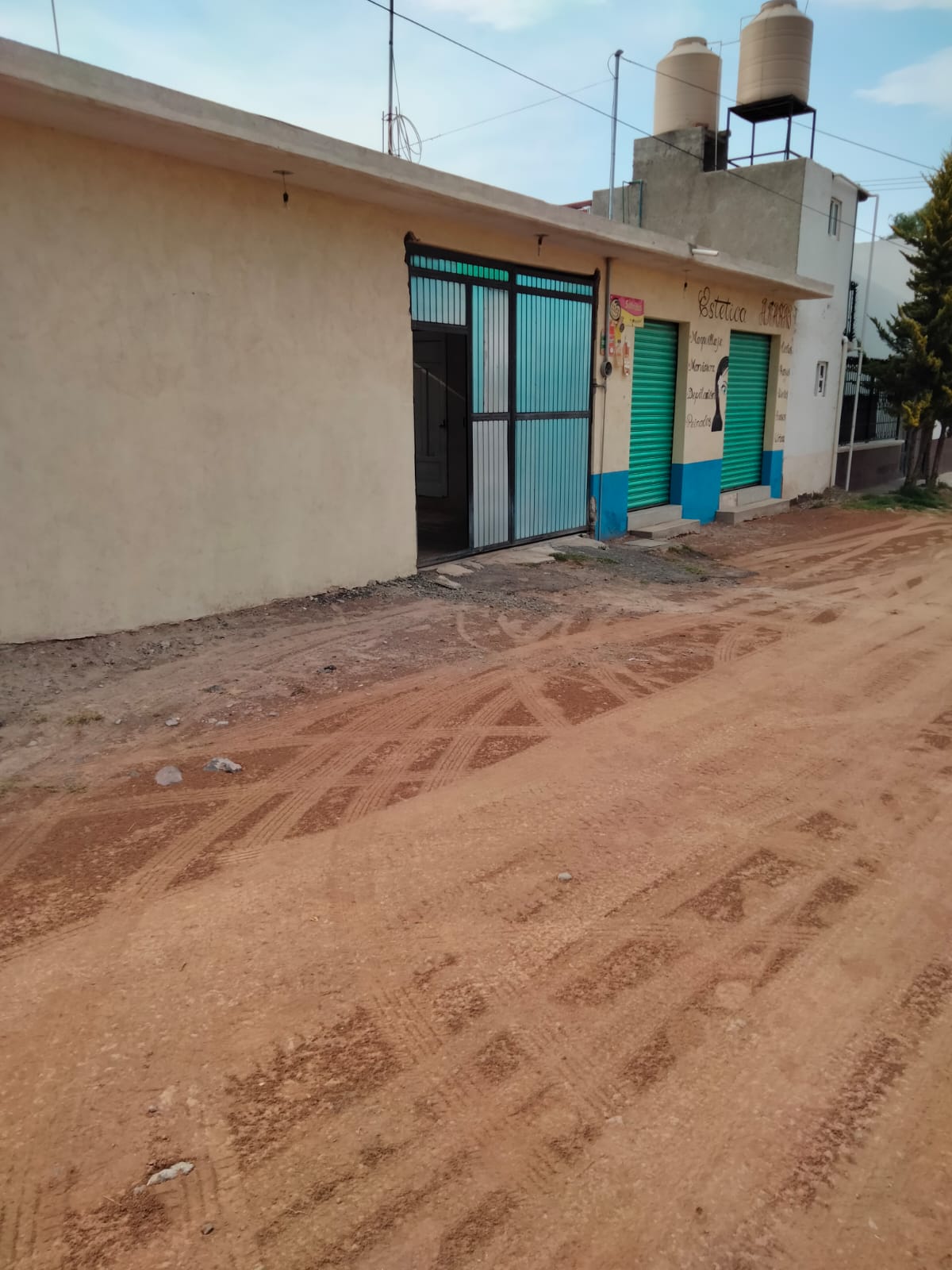 CASA EN VENTA EN TOLCAYUCA HIDALGO CON 2 LOCALES