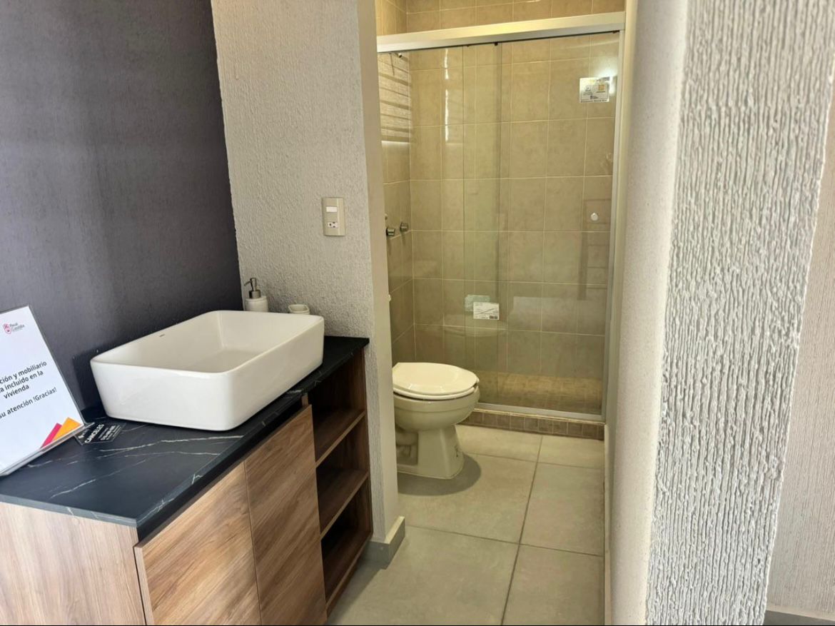 CASA EN VENTA, MODELO CASTILLA PLUS, REAL CASTILLA, ATOTONILCO DE TULA.