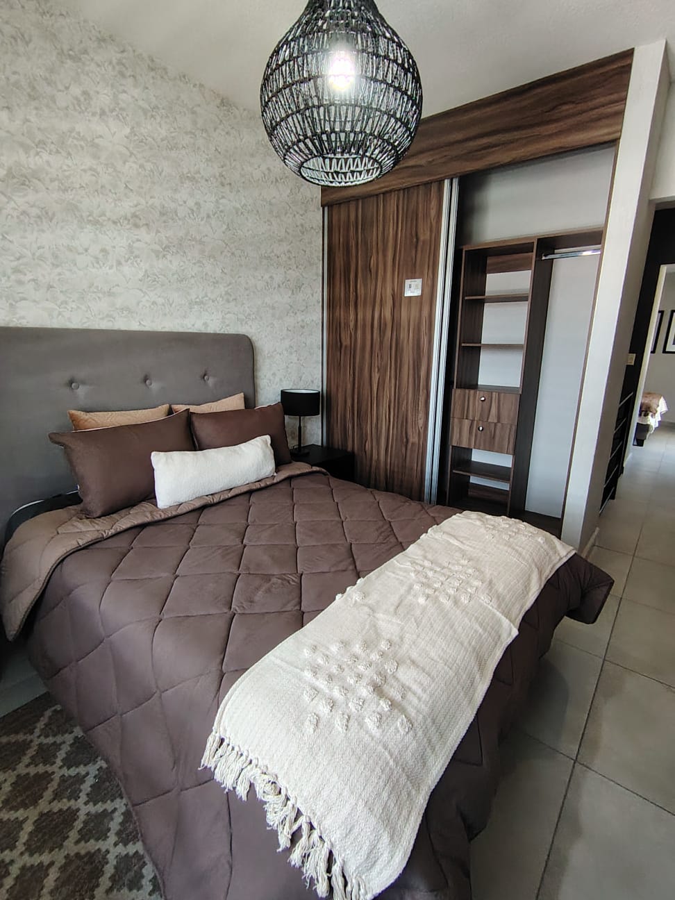 CASA EN VENTA, MODELO CASTILLA PLUS, REAL CASTILLA, ATOTONILCO DE TULA.