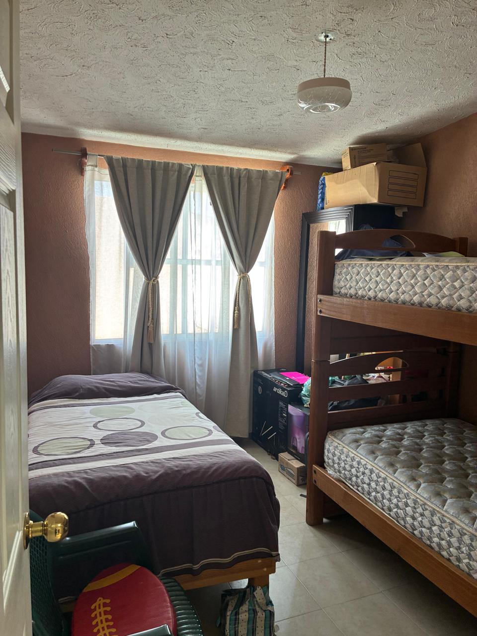 CASA EN VENTA EN EX HACIENDA SAN MIGUEL/ 3 RECAMARAS / 2.5 BAÑOS